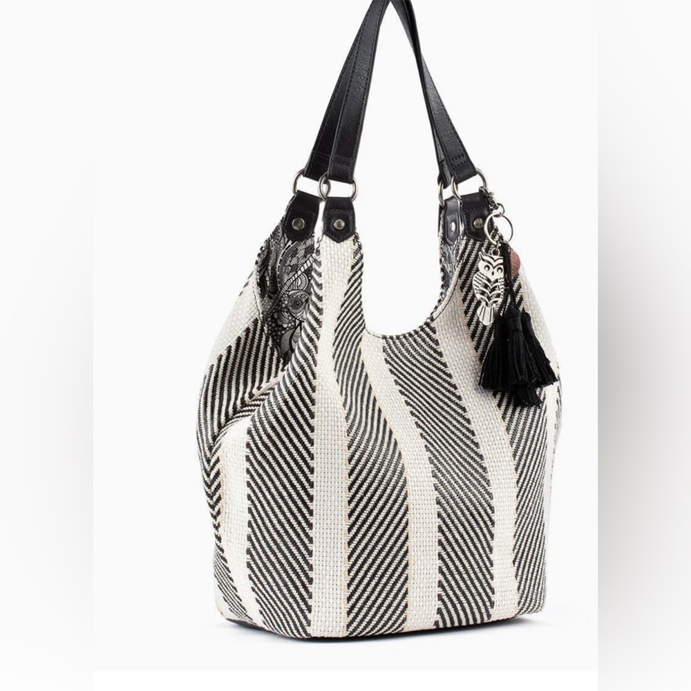 CLOSET CLOSEOUT SALE!! NWT The Sak The Roma Shopper/ LG Smartphone Crossbody Set